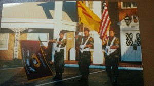 Sam (middle) participates in a ceremony at a Biệt Động Quân reunion.